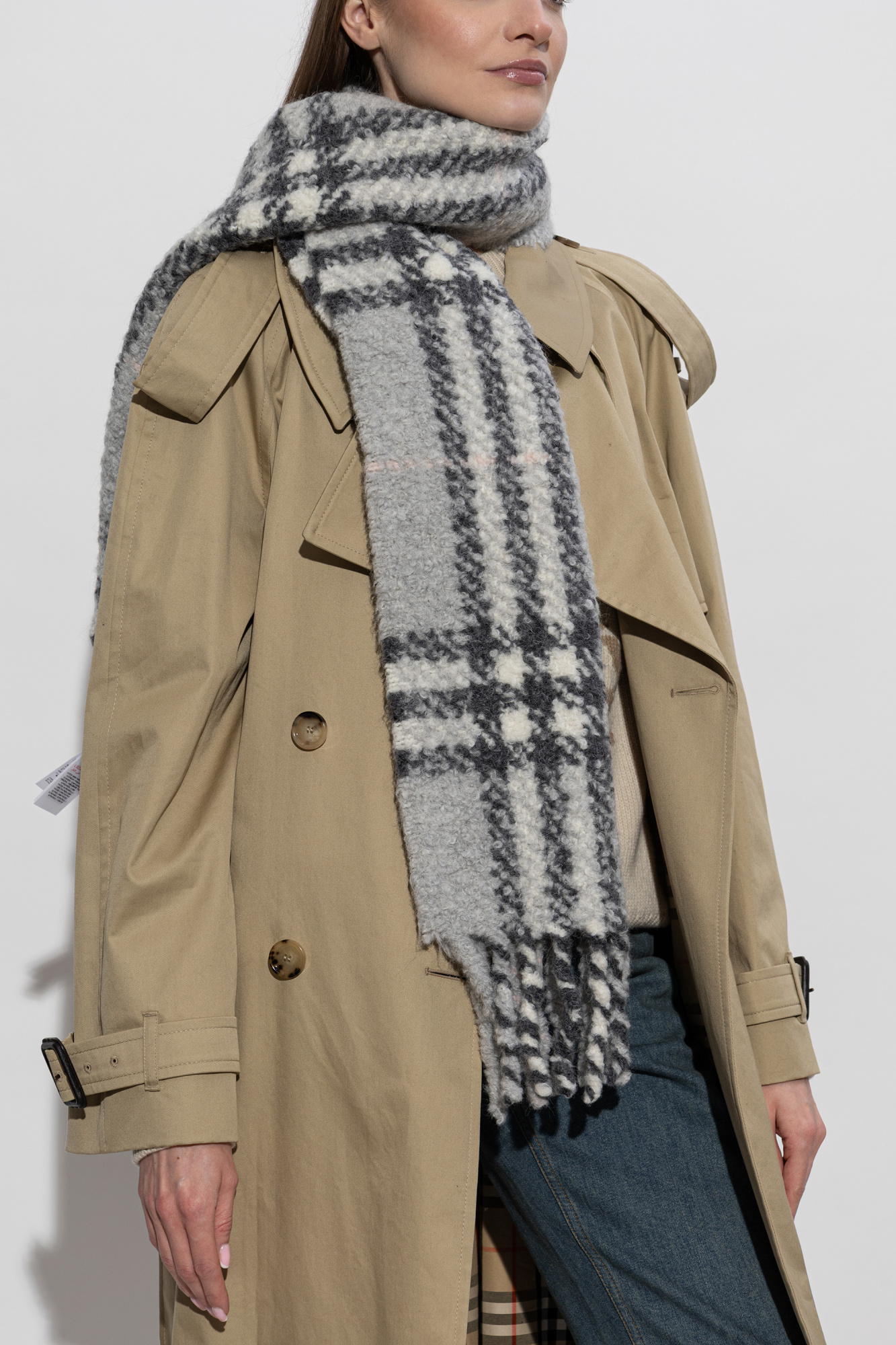 Burberry Scarf with a check pattern | Men's | Vitkac